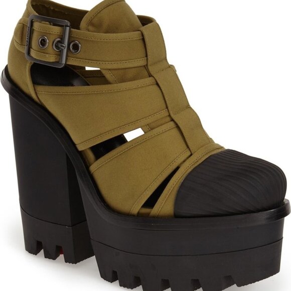 NWOB Hunter Canvas Platform Shoes - Picture 1 of 4